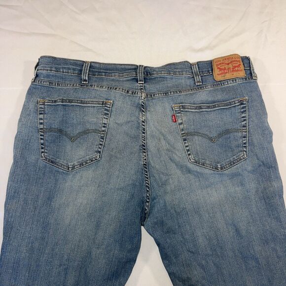 Levi’s 541 44 x 28 Medium Wash Relaxed Fit Men’s Jeans - Picture 1 of 8